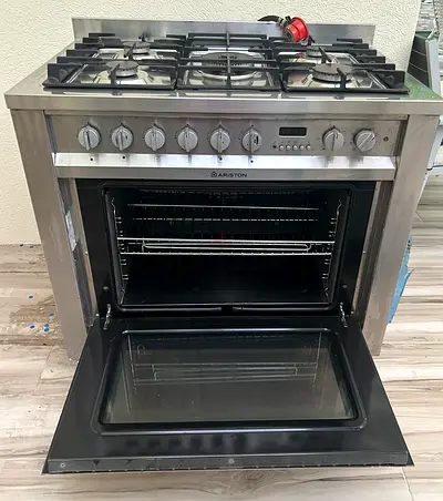 Ariston Gas Oven Unit