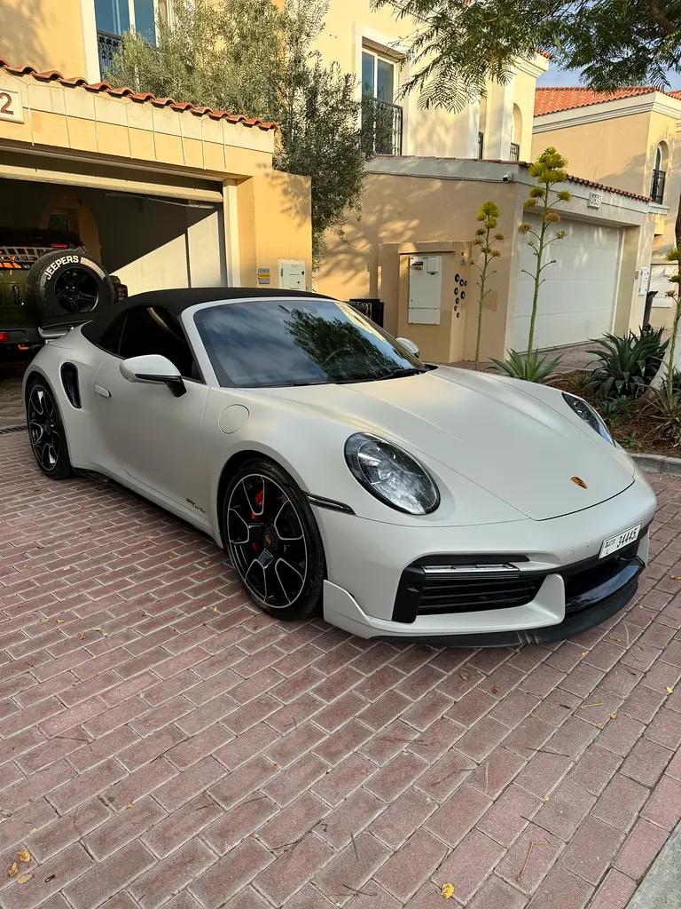 Porsche 911 2022 — photo 1 of 14