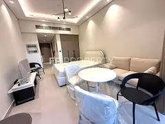 BRAND NEW FULLY FURNISHED / CHILLER FREE / VACANT