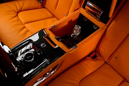 2026 ROLLS-ROYCE CULLINAN thumbnail 13
