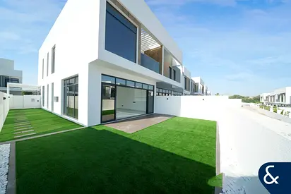 Four Bedrooms | Upgraded | Contemporary