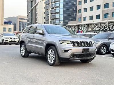 JEEP GRAND CHEROKEE LIMITED GCC SPEC ACCIDENT FREE EXCELLENT CONDITION 100% BANK LOAN ALSO AVAILABLE