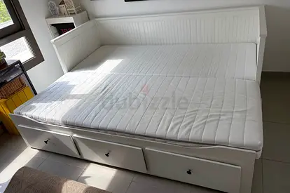 Ikea Day Bed with two mettreses available in perfect condition