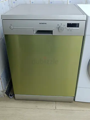 SIEMENS Brand Latest Model Dishwasher 12 Place Settings Dishes