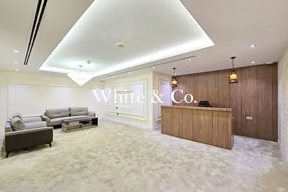 Vacant Now | Large Open Plan | 4 Parking