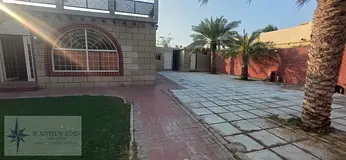 ***Lovely 4Bhk Single Storey Villa in Al Fayha Area***
