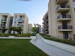 WATERFRONT LIVING | BEST PRICE | HIGH FLOOR