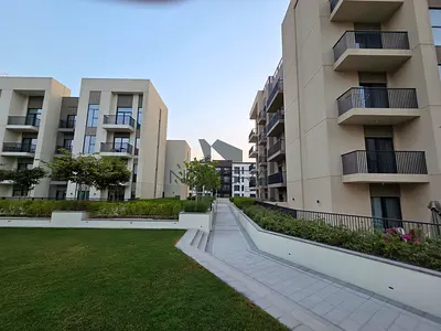 WATERFRONT LIVING | BEST PRICE | HIGH FLOOR