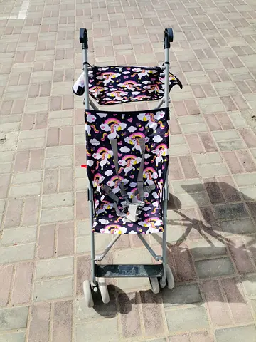 Lightweight Folding Stroller with Fun Design