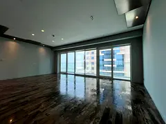 Sea  Palm Views | Spacious | Vacant