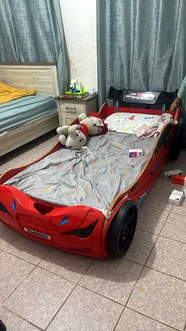Kids bed and mattress