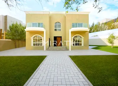 Spacious Independent Villa in Prestigious Area