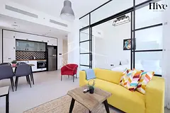 Corner 2BR Apartment | Pool View | Free chiller