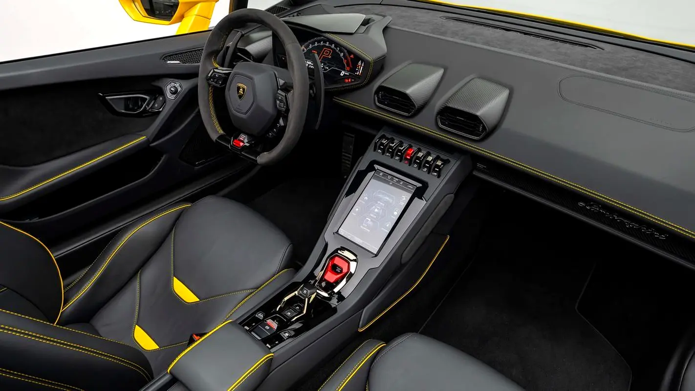 Lamborghini Huracan 2024