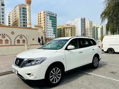 Nissan Pathfinder (2015) Model 4x4 7Seater With Cruise Control,Bluetooth,Etc In Excellent Condition