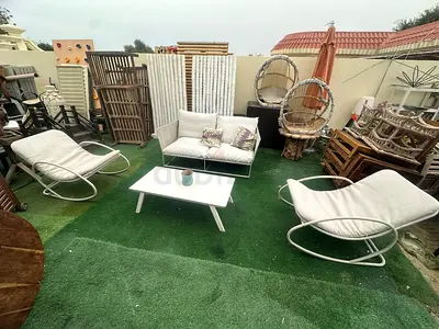Sofa 2 seats and 2 rocking chairs powder coated all with cushions 
Price with delivery free 1200