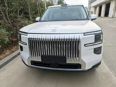 ultra full option with 70 battery, Dual screen, Rotating Seat, The Big Pie Theory