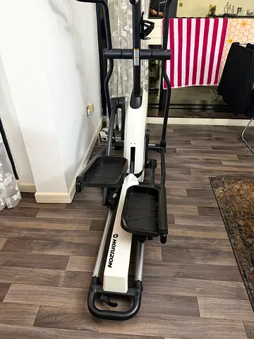 Horizon exercise machine (elliptical)