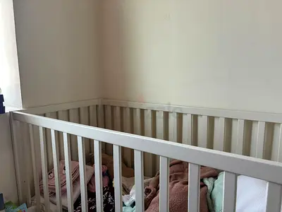 Baby crib with mattress