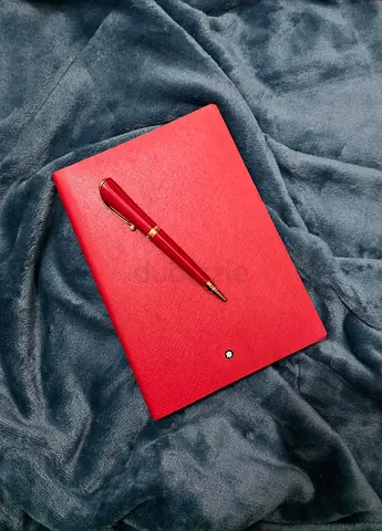 Montblanc Muses Marlyin Monroe Special Edition - Writing Set with Red Notebook and Pen