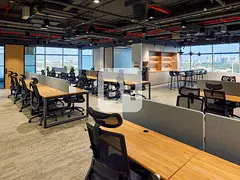 Fully fitted | 24/7 Access | World Trade Center