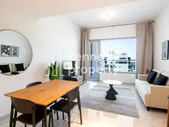 Expansive Layout | Pool View | Corner Apartment