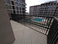 WATERFRONT | CORNER | FREE HOLD