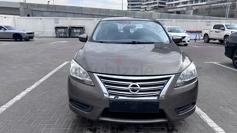 NISSAN SENTRA MODEL2013,GCCSPECS, COLOUR BROWN , TILL 100000KM SERVICE HISTORY FROM NISSAN AWR .