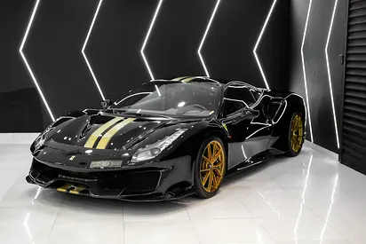 2019 Ferrari 488 Pista, Carbon Fiber Package, Novitec Exhaust System, GCC Spec!!