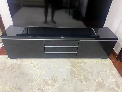 Tv table