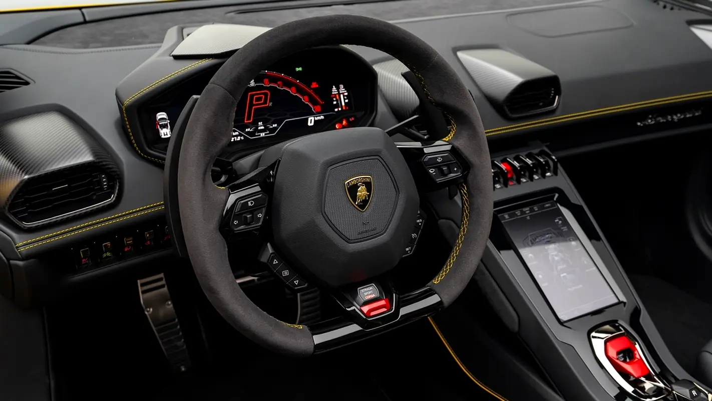 Lamborghini Huracan 2024