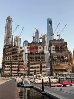 Distress Deal | 1 000 000 below OP | 35 + floor