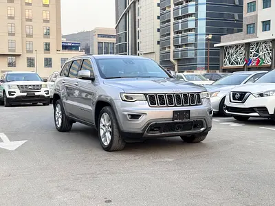 صورة 5 لـ 2017 JEEP GRAND CHEROKEE L