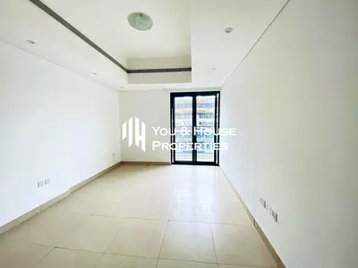 Stylish 2 Bedroom I Spacious & Bright I Elegant Living