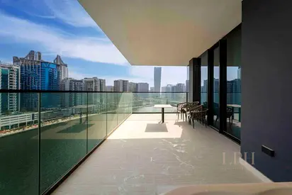 Canal View | Private Jacuzzi | Extra Room