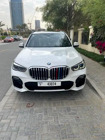 BMW X5 xDrive50i M Sport Full Agency Service History