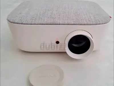 Anker Nebula Prizm projector comes with Original Remote Control