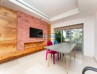 شقة من 3 غرف نوم | بلازا بوتيك 3 | تراسات متعددة | إطلالات على الشيخ زايد والأفق