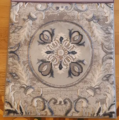 Elegant Abstract Area Rug