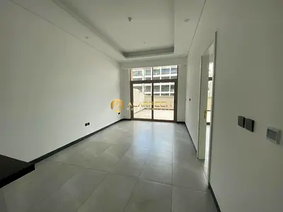 Road Facing | Fitted Kitchen | Call Now