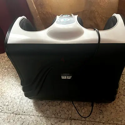 Leg  massage- 150 aed