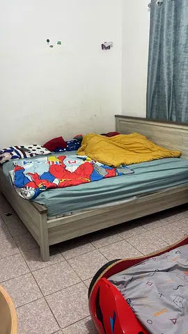 King bed and mattress