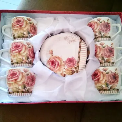 Vintage Floral Tea Set