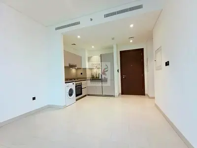 Spacious 1 BR | High Floor | Prime Location