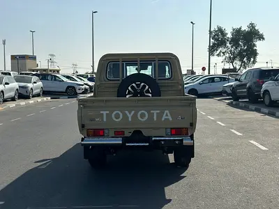 صورة 15 لـ 2026 Toyota LAND CRUISER 70 SERIES