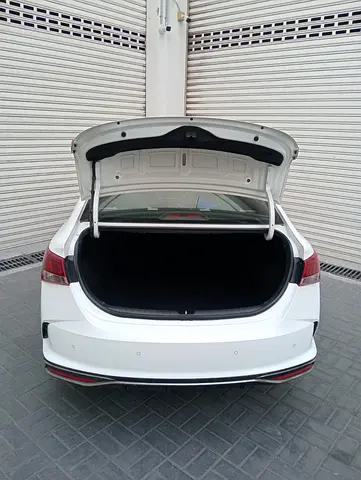صورة 8 لـ 2022 Hyundai ACCENT