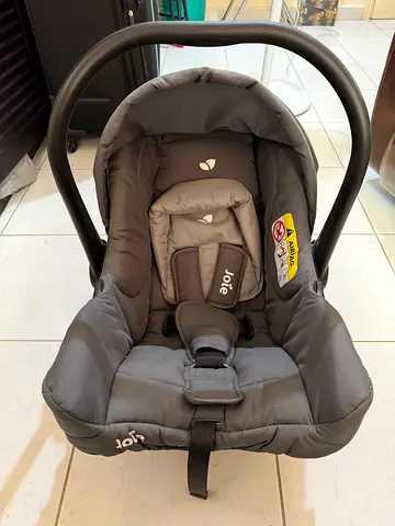 Infant car seat / carry seat