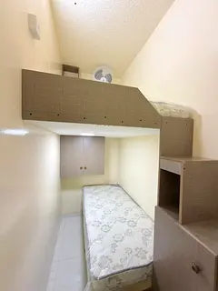 Spacious Loft Partition for single / Ladies –AED 1000 All Inclusive