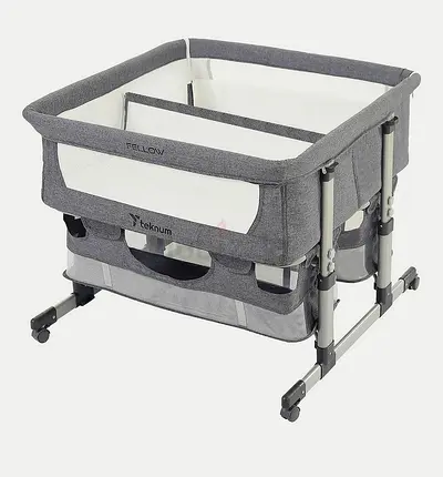 Baby bad with mattress for twins Still new