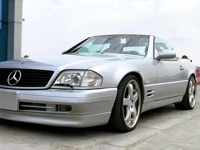 1999 SL320 Pristine Japanese | Finance Available